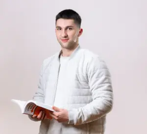 Михайлов Роман Дмитриевич