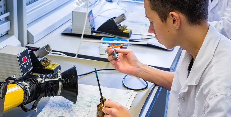 Дистанционное обучение Монтажник радиоэлектронной аппаратуры и приборов